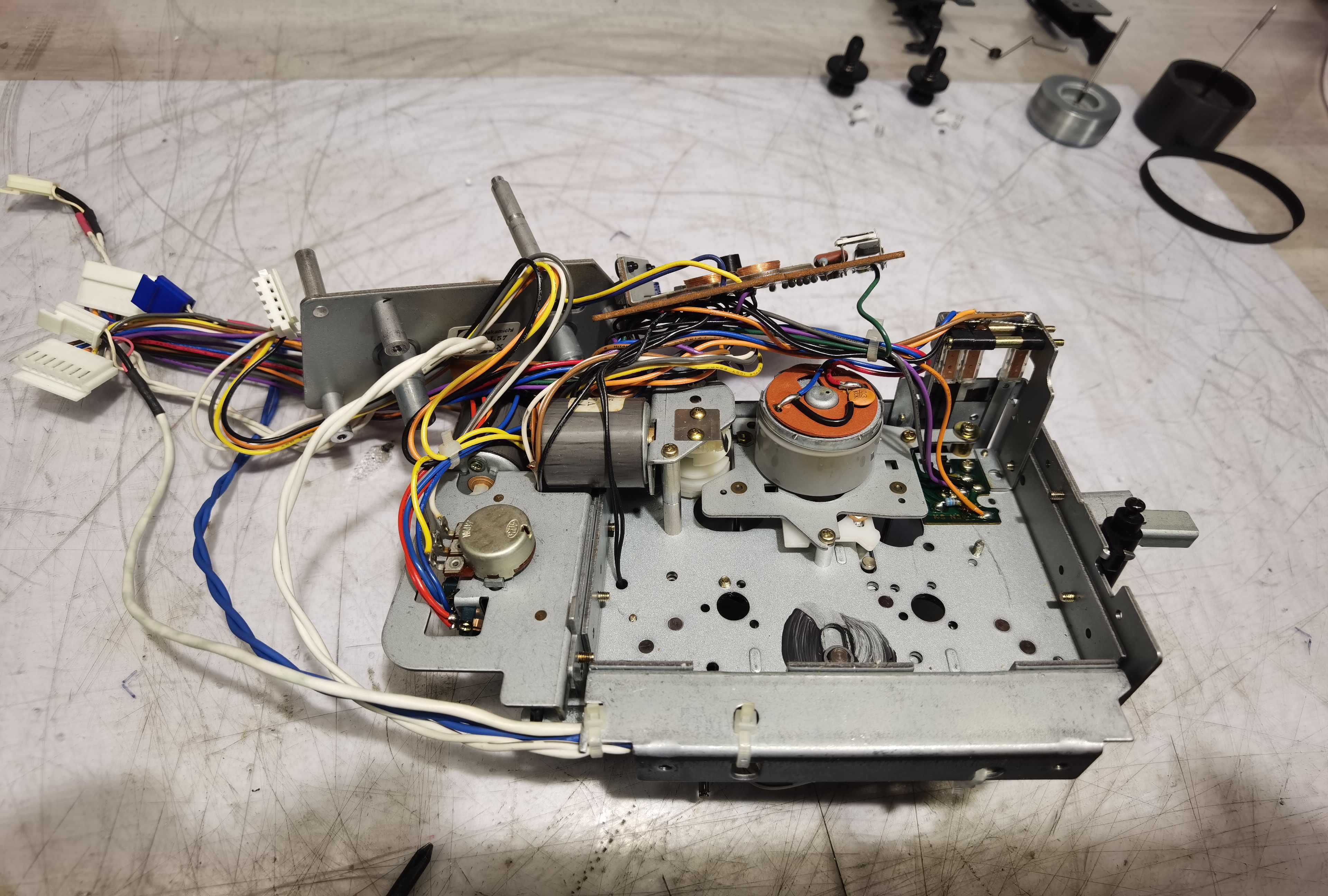 Nakamichi CR-7 - new lubrication of moving parts